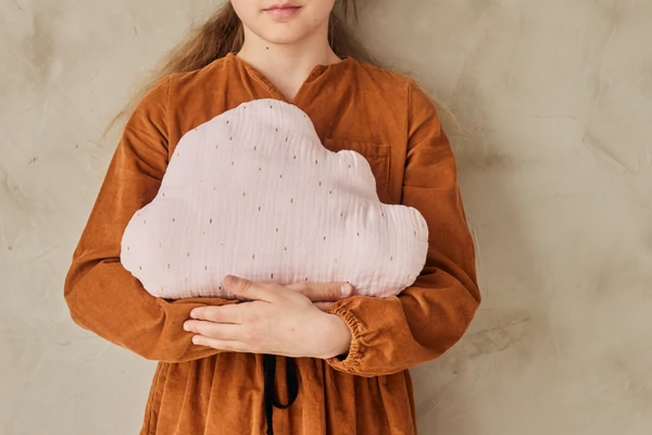 Felhő díszpárna Pink